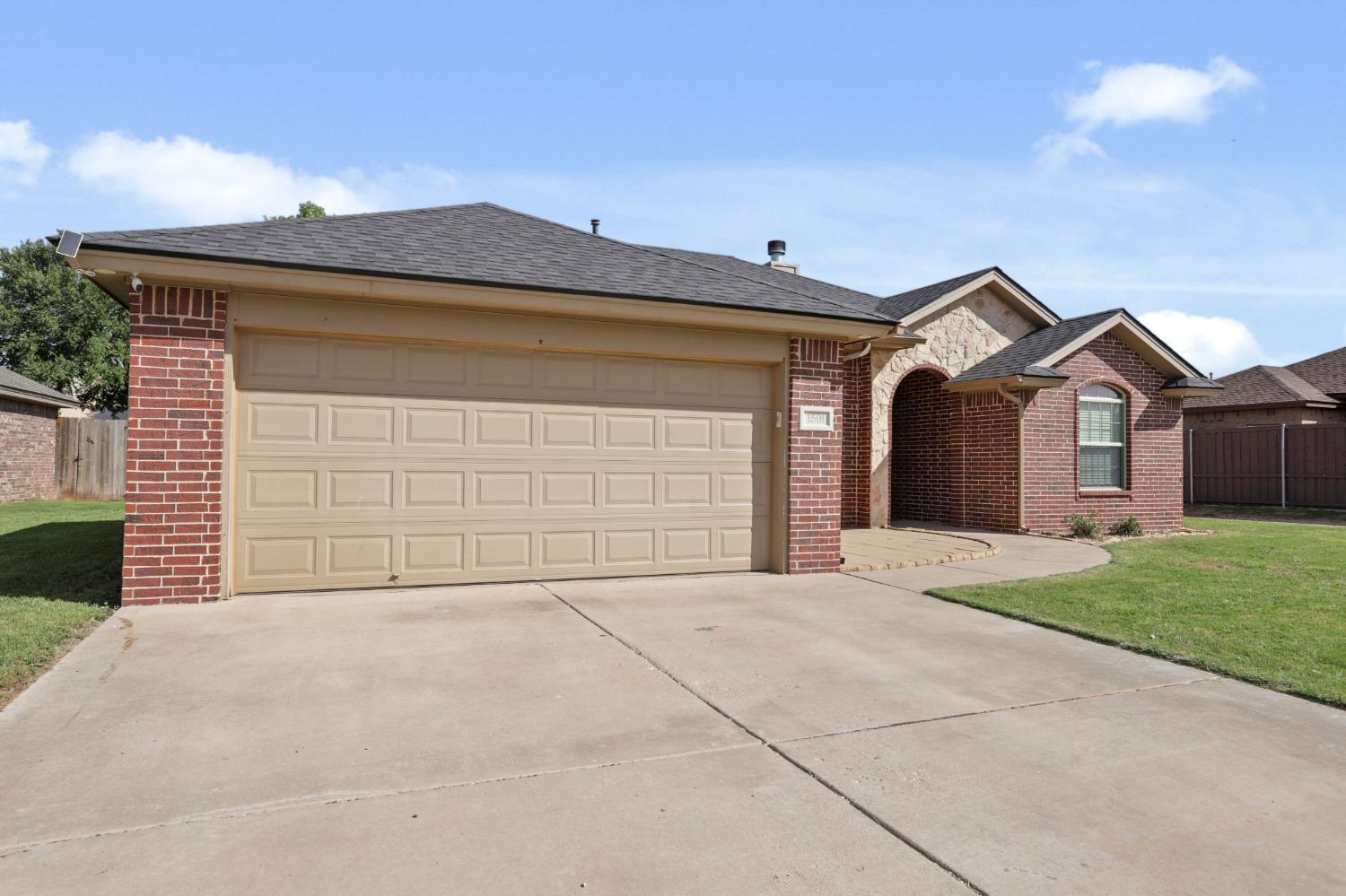 Wolfforth, Texas 79382, United States, 3 Bedrooms Bedrooms, ,2 BathroomsBathrooms,Residential,Active,53657