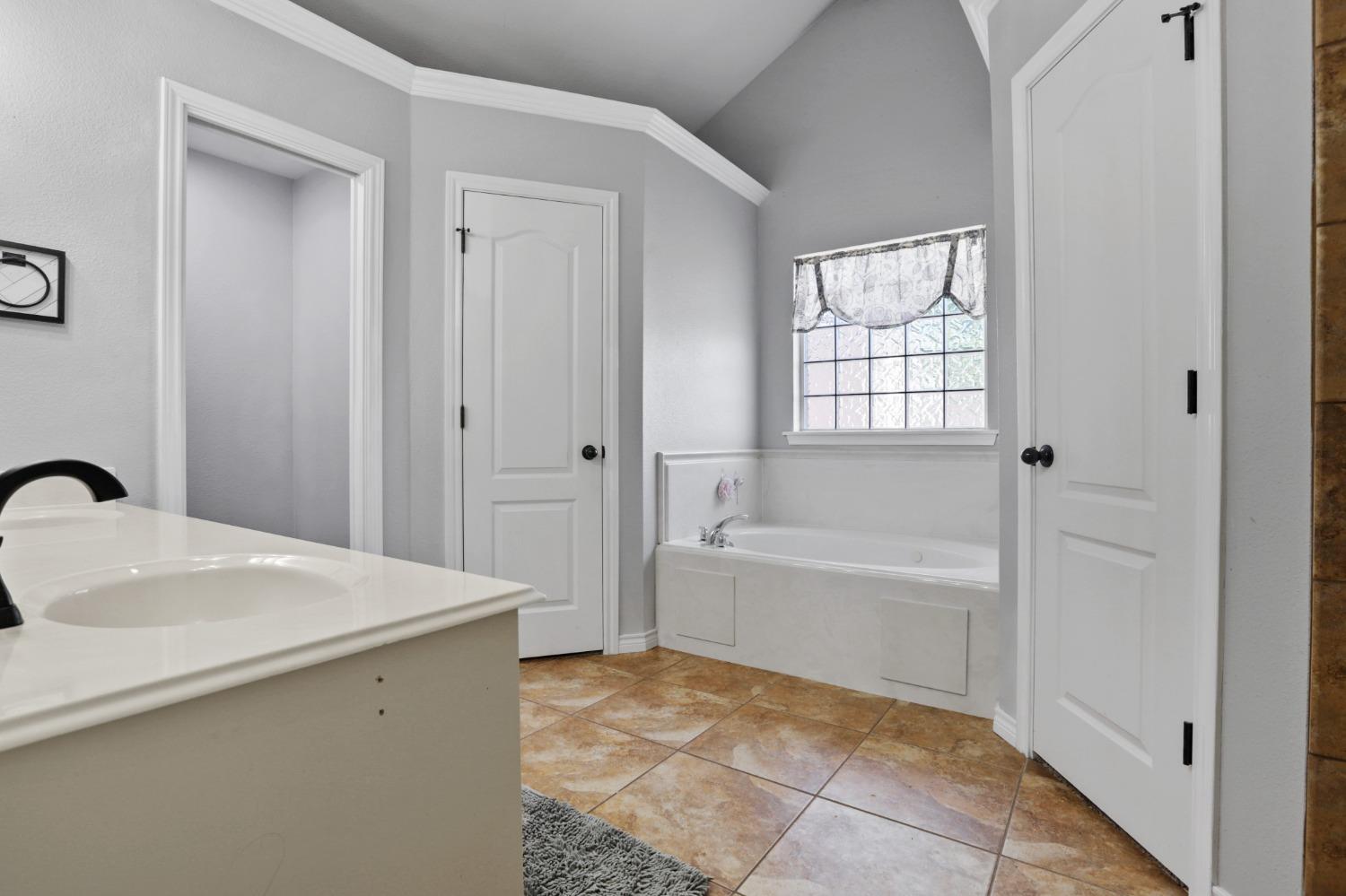 Wolfforth, Texas 79382, United States, 3 Bedrooms Bedrooms, ,2 BathroomsBathrooms,Residential,Active,53657