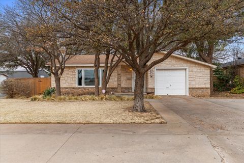 Photo of 1216 Avenue I, Levelland, TX 79336 (MLS # 202603195)