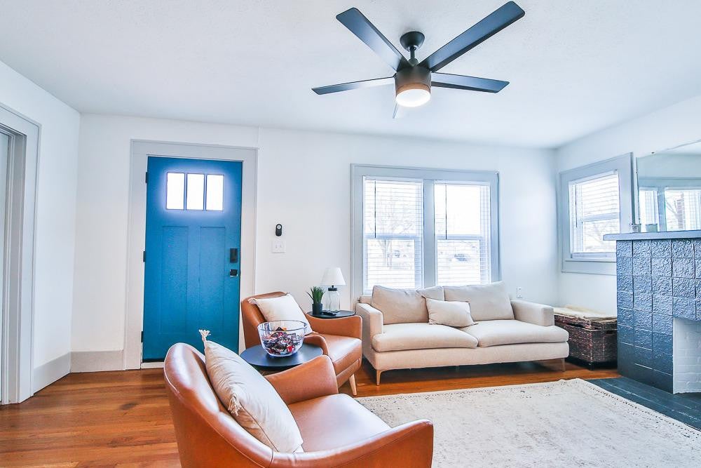 2419 20th Street - Photo 4
