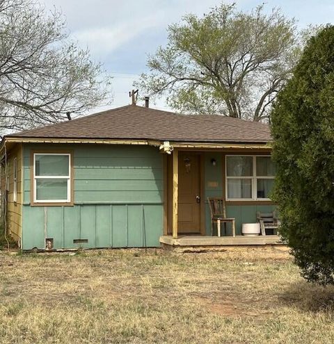 Photo of 5430 Avenue B, Lubbock, TX 79404 (MLS # 202605628)