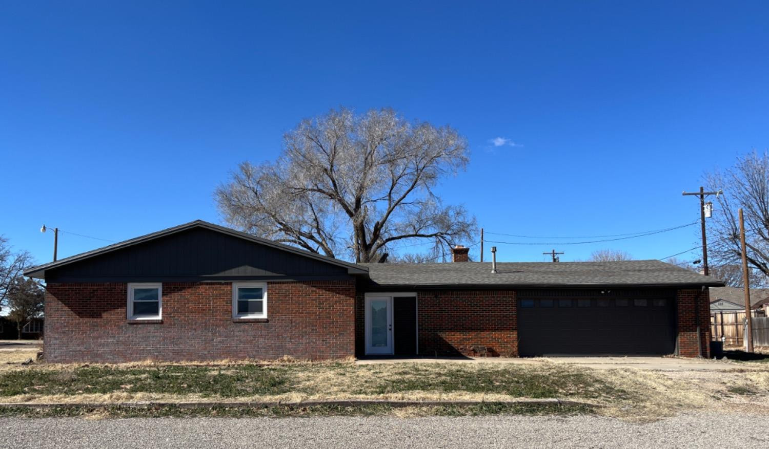 1007 2nd Street