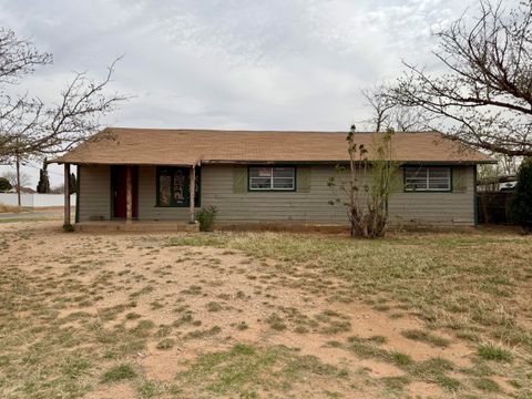Photo of 1601 N 8th Street, Lamesa, TX 79331 (MLS # 202603534)