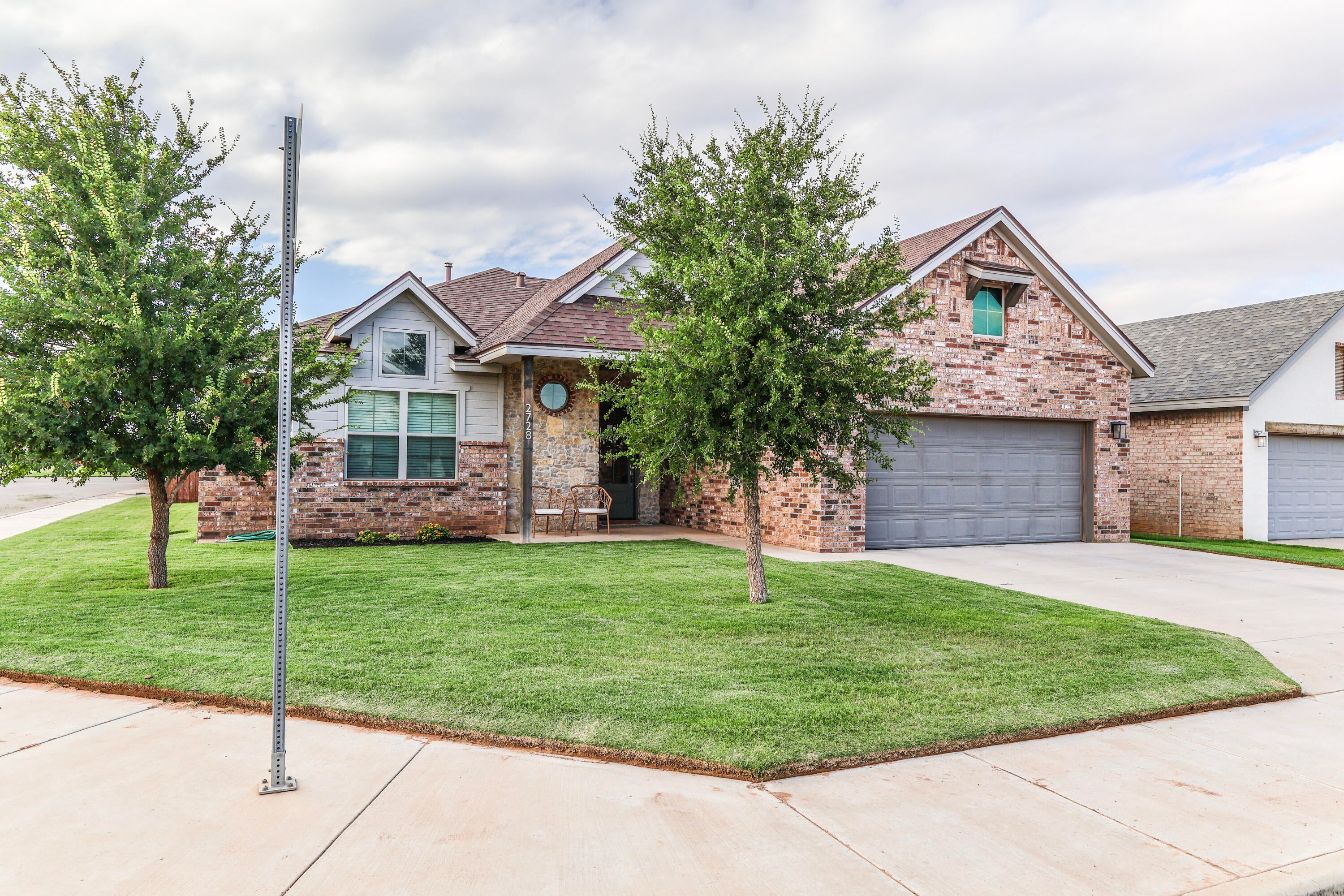 2728 138th Street - Photo 2