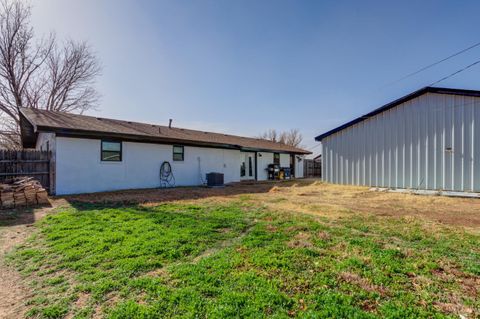 A home in Abernathy