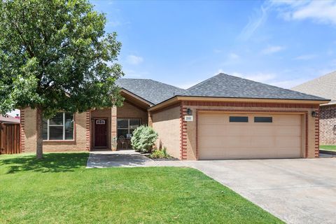Photo of 2111 101st Street, Lubbock, TX 79423 (MLS # 202607561)