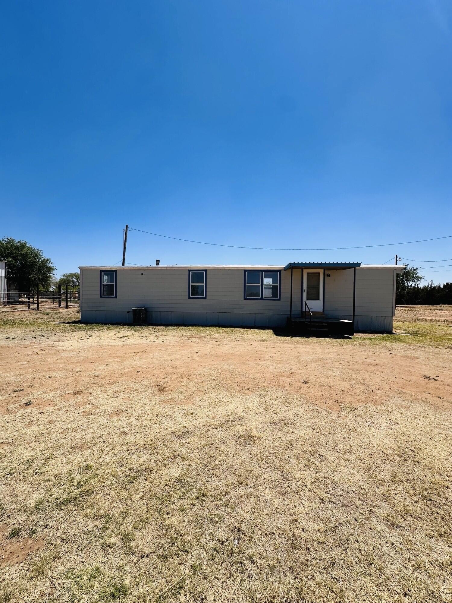201 W Noble Street