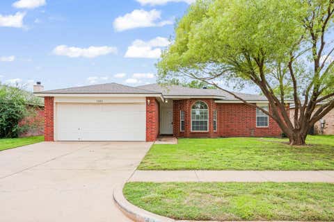 Photo of 5923 9th Drive, Lubbock, TX 79416 (MLS # 202610124)