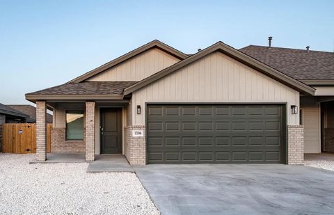 Photo of 1206 N Evanston Avenue, Lubbock, TX 79416 (MLS # 202605894)