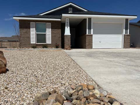 Photo of 1606 135th Street, Lubbock, TX 79423 (MLS # 202611026)