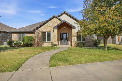 1204 N 14th Place Wolfforth TX 79382