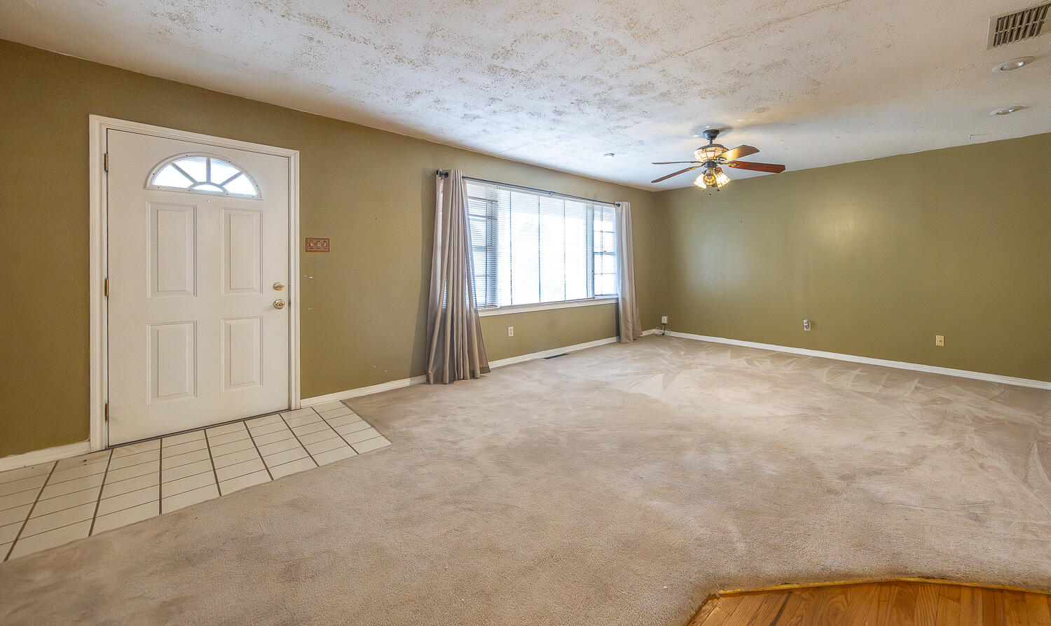 2501 Kenosha Avenue