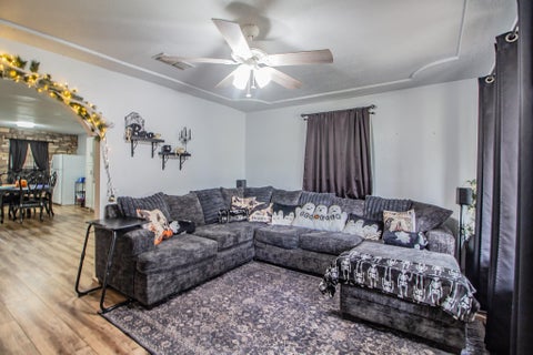 Photo of 1514 Austin Street, Levelland, TX 79336 (MLS # 202613395)