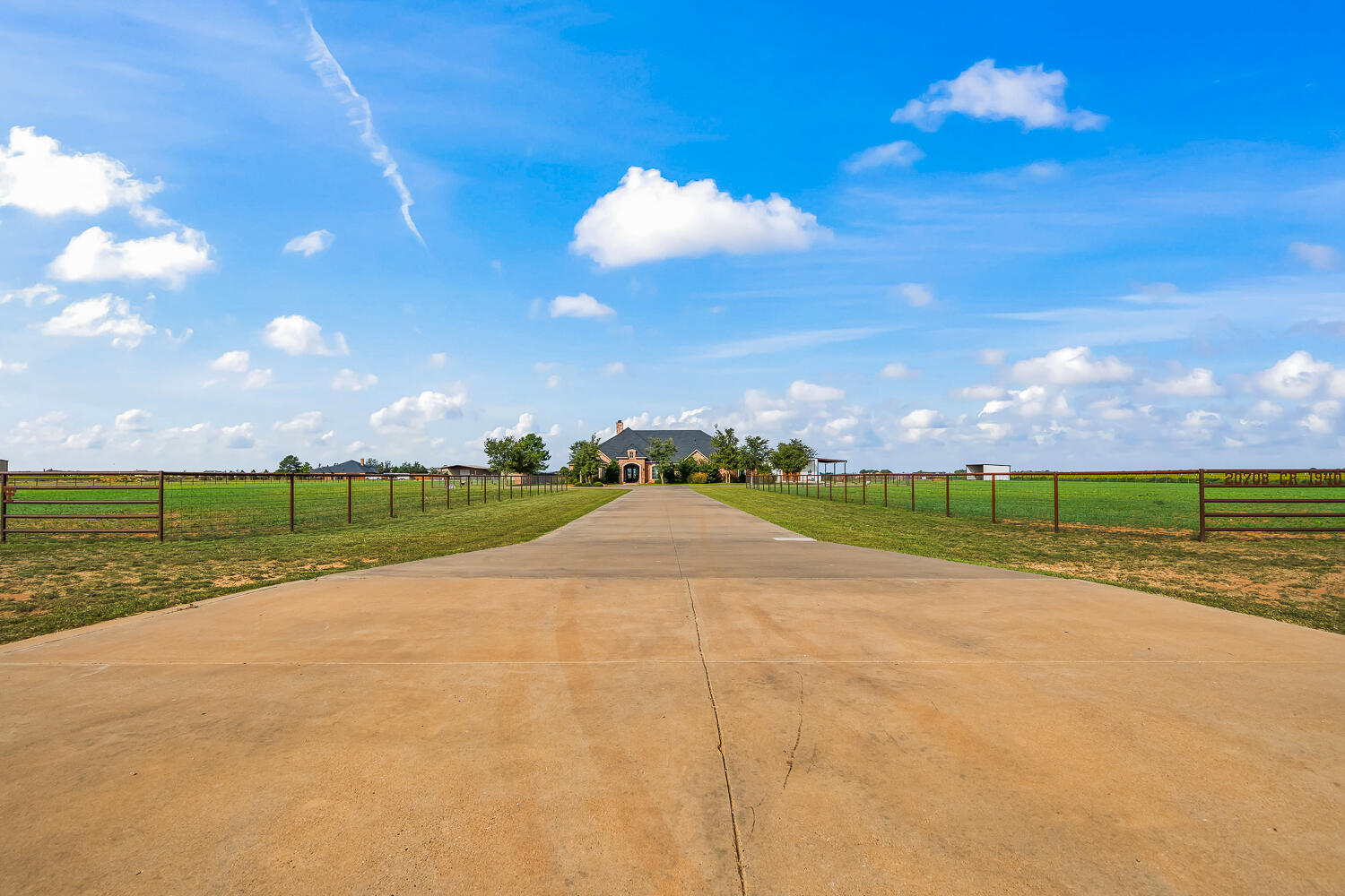 20708 County Rd 1940