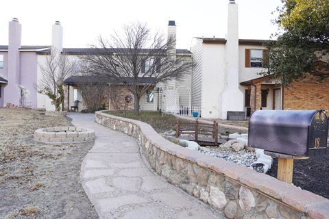 Hunt Realty - West Texas Real Estate 16 8639 Knoxville Drive C18 Lubbock TX 79423