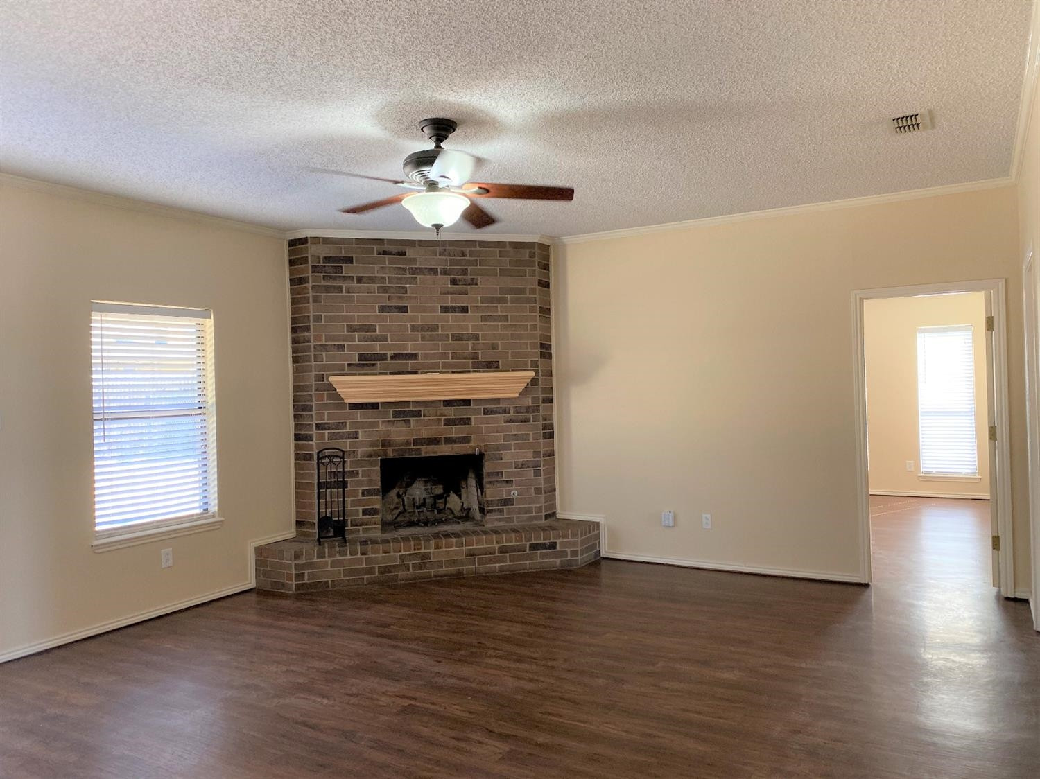 6845 Iola Avenue - Photo 3