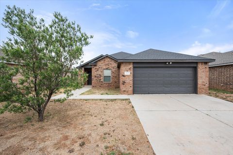 Photo of 1012 Preston Trail, Wolfforth, TX 79382 (MLS # 202605975)
