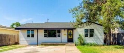Photo of 2108 39th Street, Lubbock, TX 79412 (MLS # 202606698)