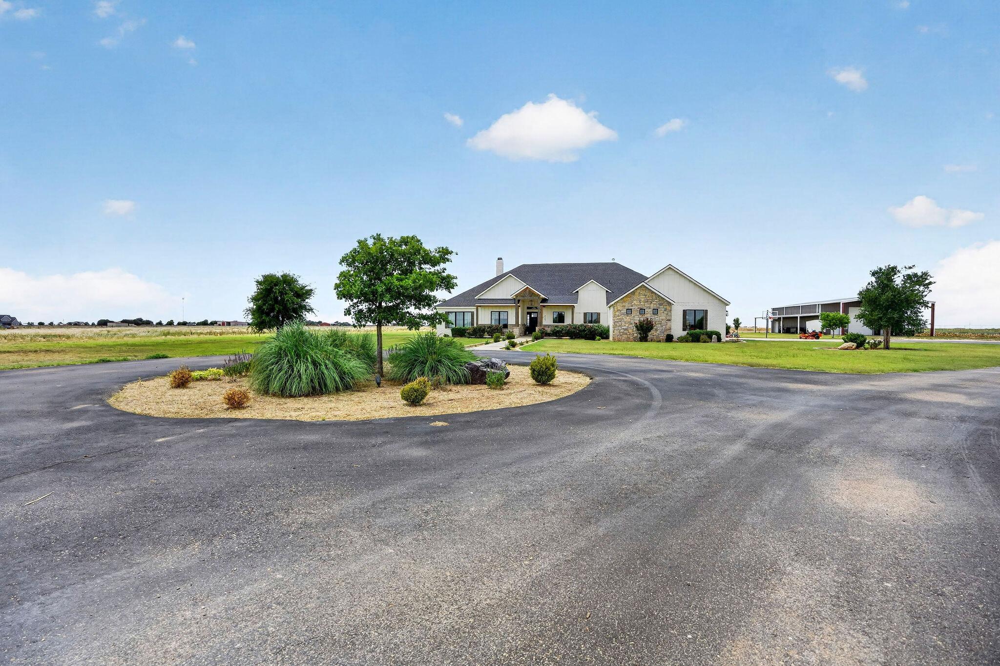 7707 N County Road 3240