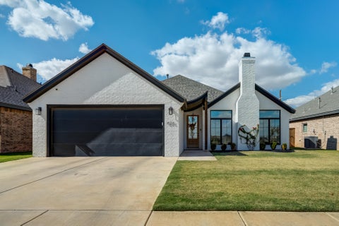 Photo of 805 N 6th Circle, Wolfforth, TX 79382 (MLS # 202614800)