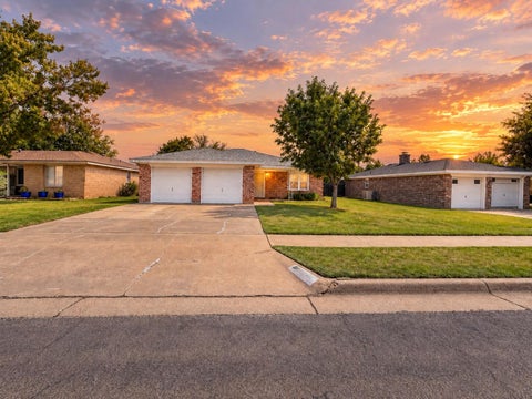 Photo of 8411 Geneva Avenue, Lubbock, TX 79423 (MLS # 202613015)