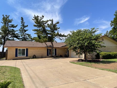 Photo of 3401 75th Street, Lubbock, TX 79423 (MLS # 202612856)