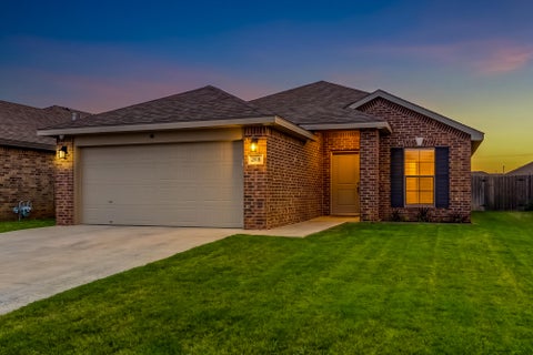 Photo of 2918 Waverly Avenue, Lubbock, TX 79407 (MLS # 202613528)