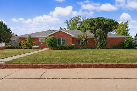 Photo of 4831 10th Street, Lubbock, TX 79416 (MLS # 202611238)
