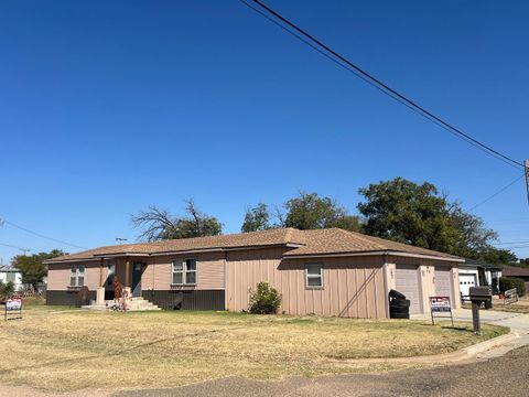 A home in Abernathy