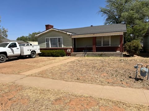 Photo of 2814 Auburn Street, Lubbock, TX 79415 (MLS # 202606689)