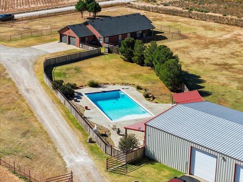 5901 E County Rd 7900 Slaton TX 79364