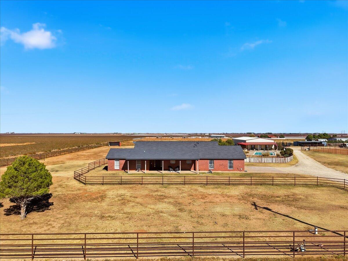 5901 E County Rd 7900