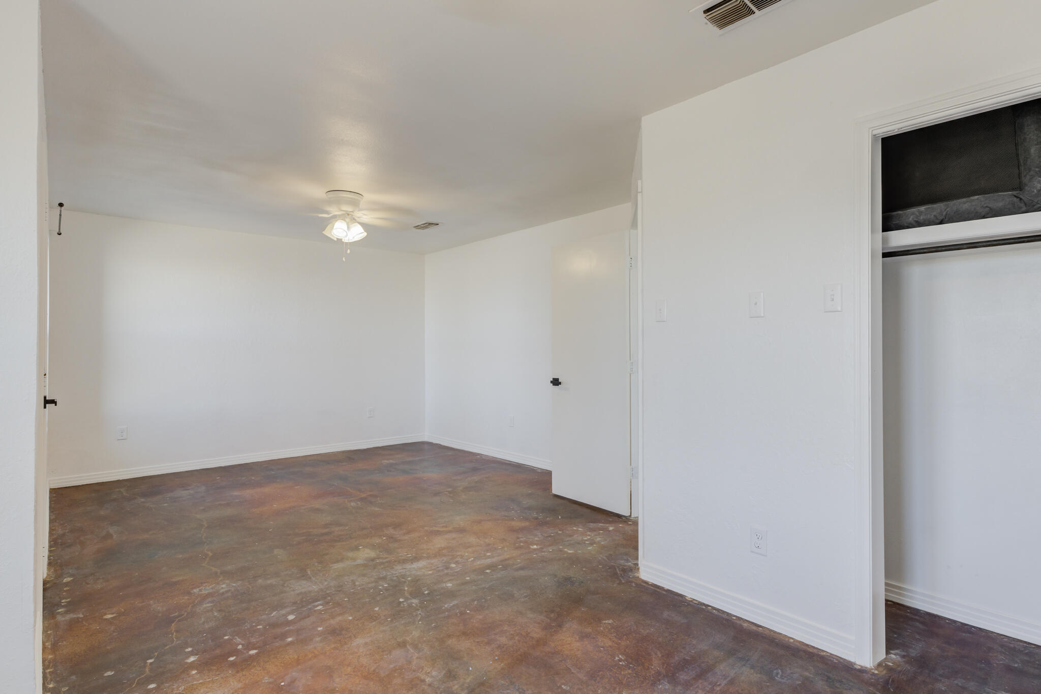 Lubbock, Texas 79415, United States, 4 Bedrooms Bedrooms, ,2 BathroomsBathrooms,Residential,Active,7714