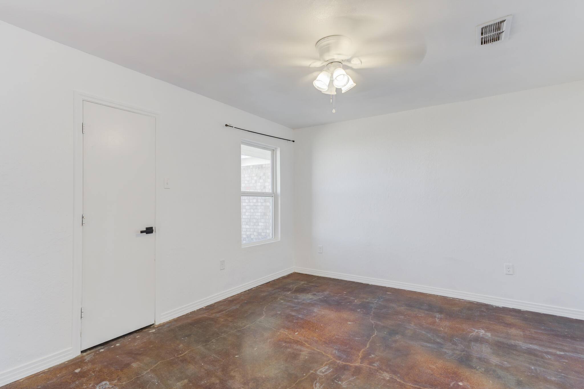 Lubbock, Texas 79415, United States, 4 Bedrooms Bedrooms, ,2 BathroomsBathrooms,Residential,Active,7714