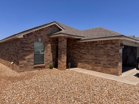 Photo of 13314 Vernon Avenue, Lubbock, TX 79423 (MLS # 202609653)