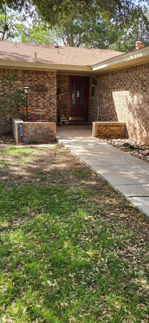 Photo of 608 Alto Circle, Denver City, TX 79323 (MLS # 202606230)