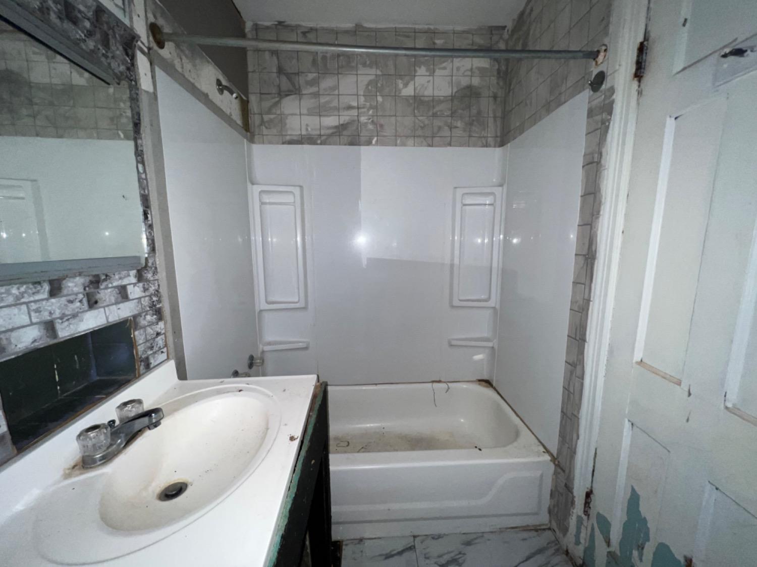 Lubbock, Texas 79411, United States, 3 Bedrooms Bedrooms, ,1 BathroomBathrooms,Residential,Active,33721