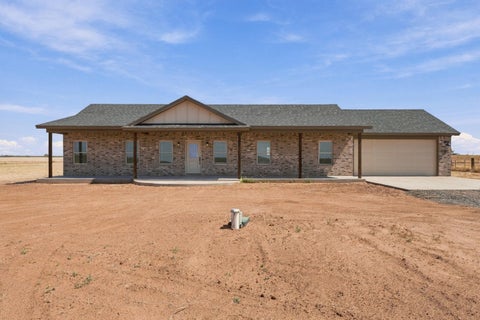 Photo of 16804 N County Road 1200, Shallowater, TX 79363 (MLS # 202613077)