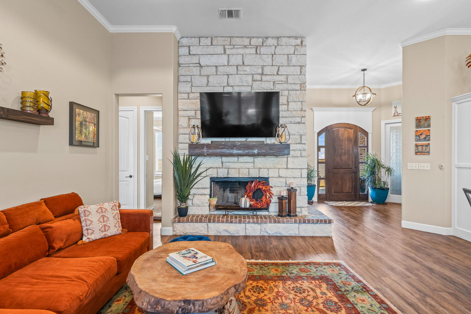 7723 E County Rd 5500