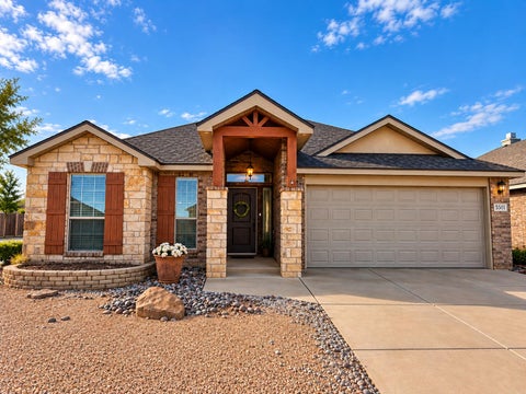 Photo of 5501 111th Street, Lubbock, TX 79424 (MLS # 202612906)