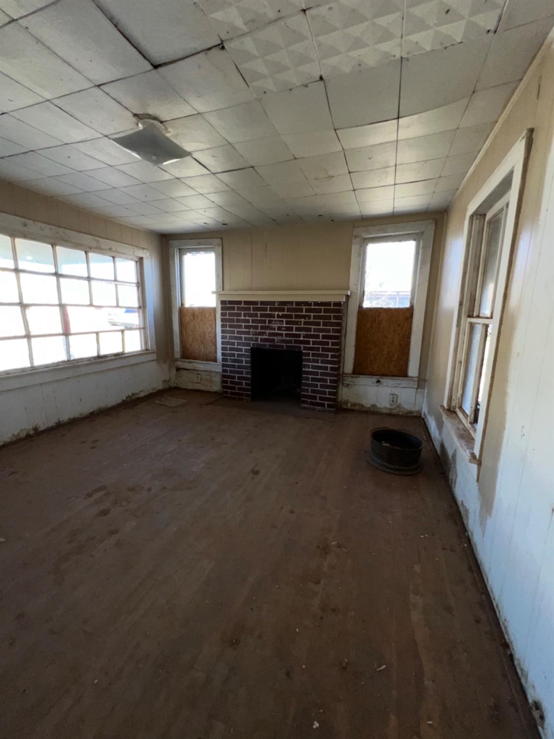 Tahoka, Texas 79373, United States, 2 Bedrooms Bedrooms, ,1 BathroomBathrooms,Residential,Active,64281