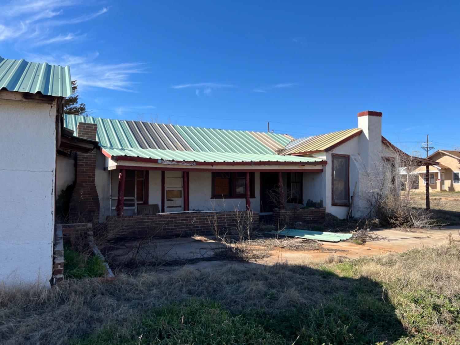 Tahoka, Texas 79373, United States, 2 Bedrooms Bedrooms, ,1 BathroomBathrooms,Residential,Active,64281