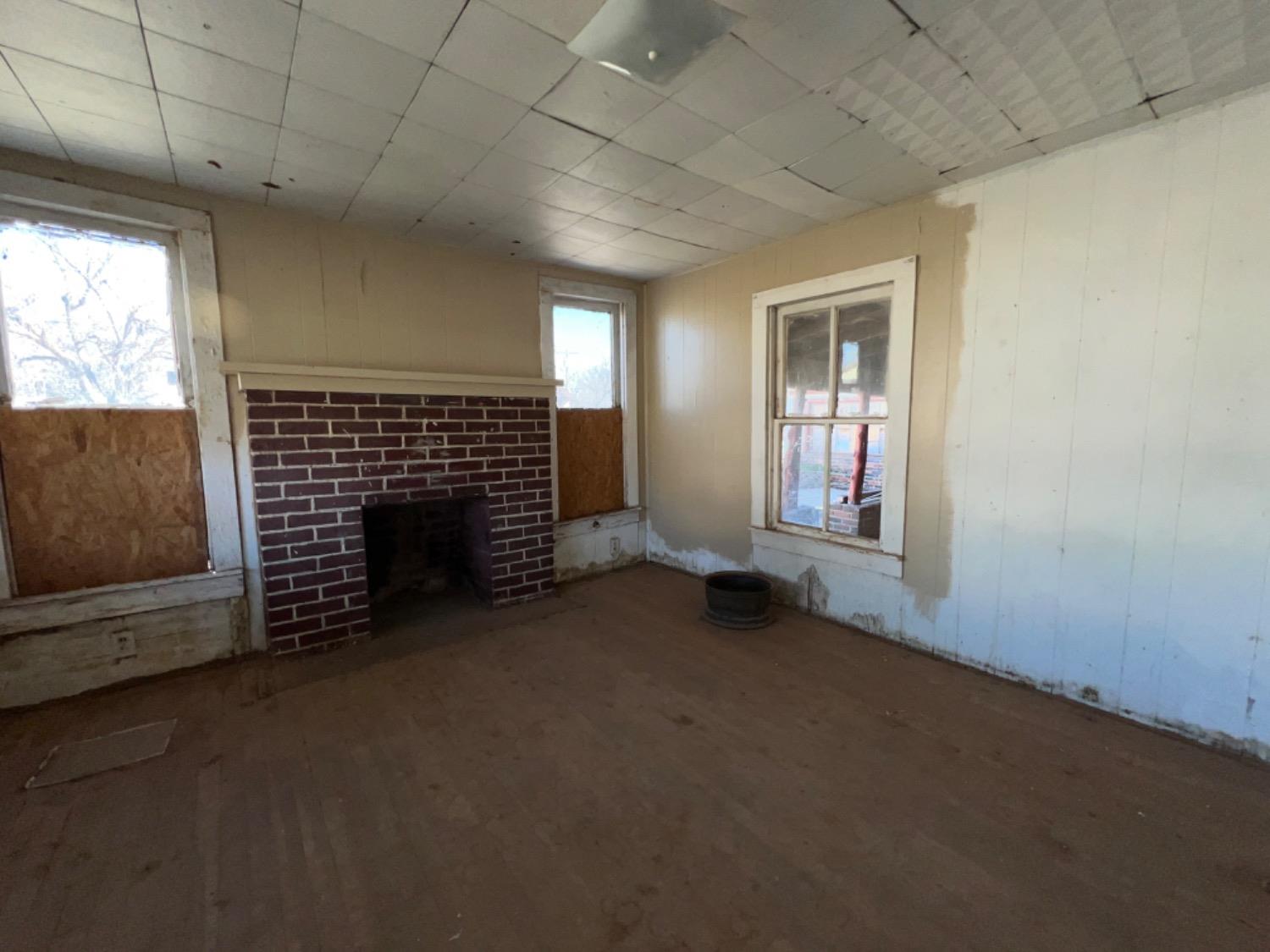 Tahoka, Texas 79373, United States, 2 Bedrooms Bedrooms, ,1 BathroomBathrooms,Residential,Active,64281