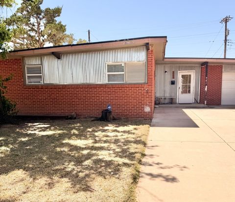 Photo of 2301 49th Street, Lubbock, TX 79412 (MLS # 202605655)