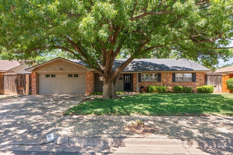 Photo of 3404 61st Street, Lubbock, TX 79413 (MLS # 202608284)
