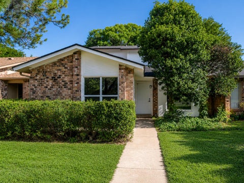 Photo of 5217 73rd Street #Unit C, Lubbock, TX 79424 (MLS # 202613348)
