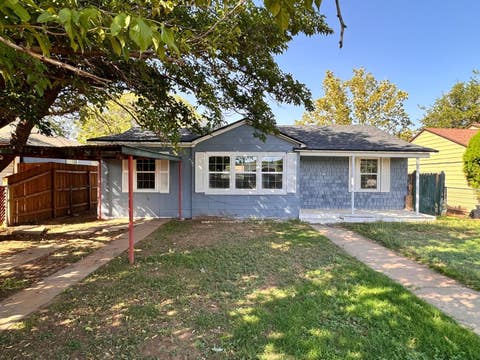 Photo of 3206 1st Place, Lubbock, TX 79415 (MLS # 202607535)