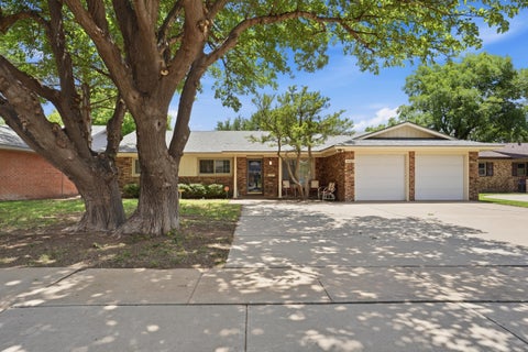 Photo of 4315 57th Street, Lubbock, TX 79413 (MLS # 202608536)