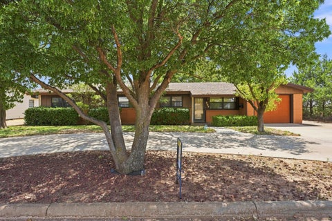 Photo of 509 2nd Place, Abernathy, TX 79311 (MLS # 202612380)
