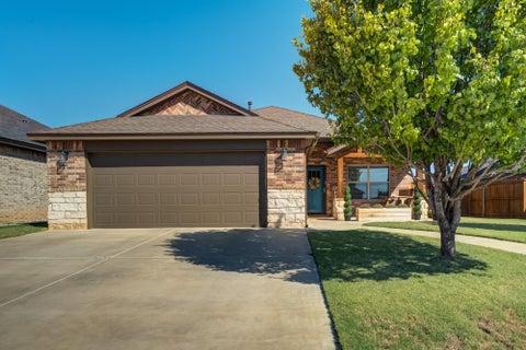 Photo of 6102 103rd Street, Lubbock, TX 79424 (MLS # 202613401)
